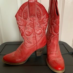 Pink cowgirl boots